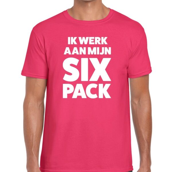 Ik werk aan mijn SIX Pack roze t-shirt heren